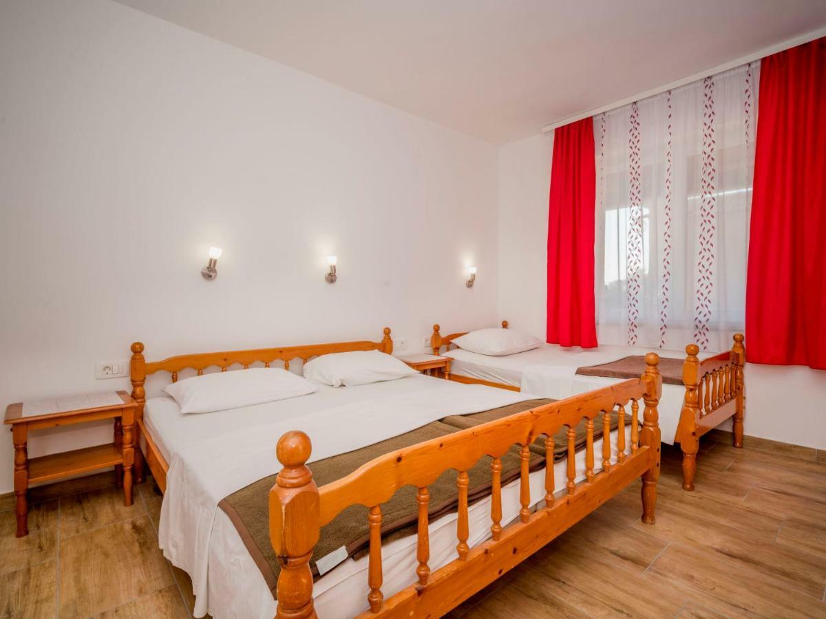 Apartment Hilde Red-8 By Interhome Medolino Esterno foto